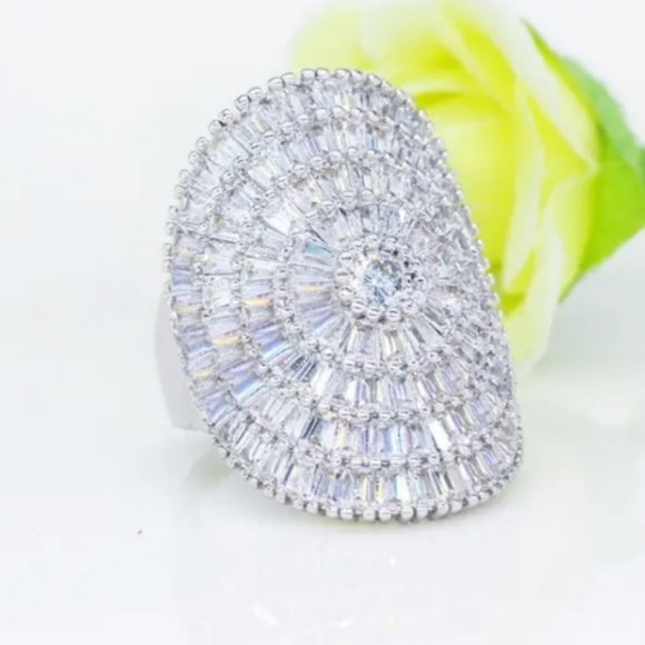 Halo Dome Ring - Picture 14 of 17